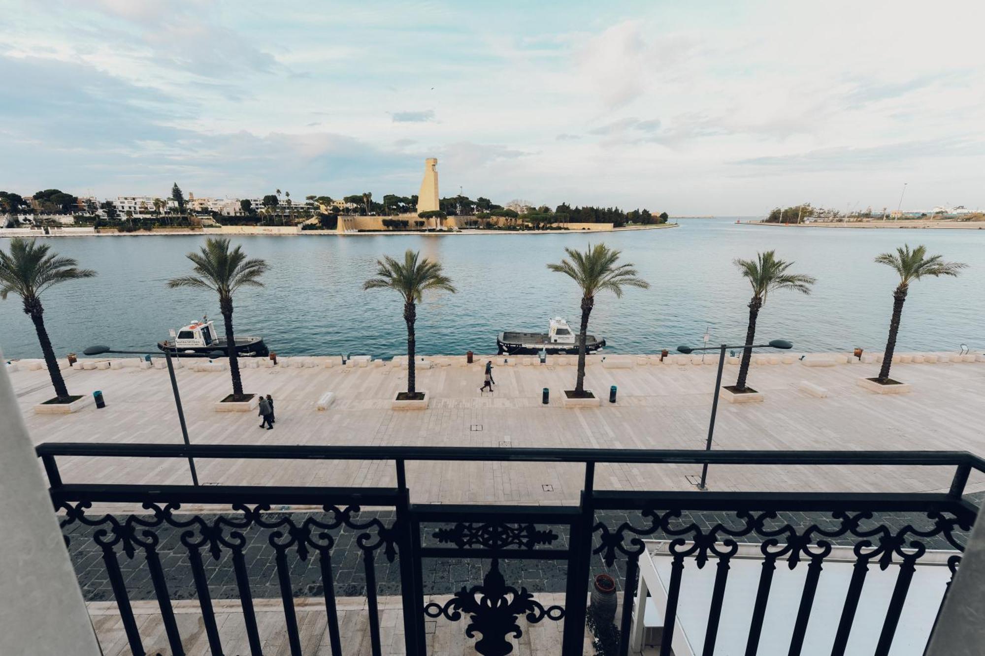 Verso Oriente Brindisi Exteriér fotografie